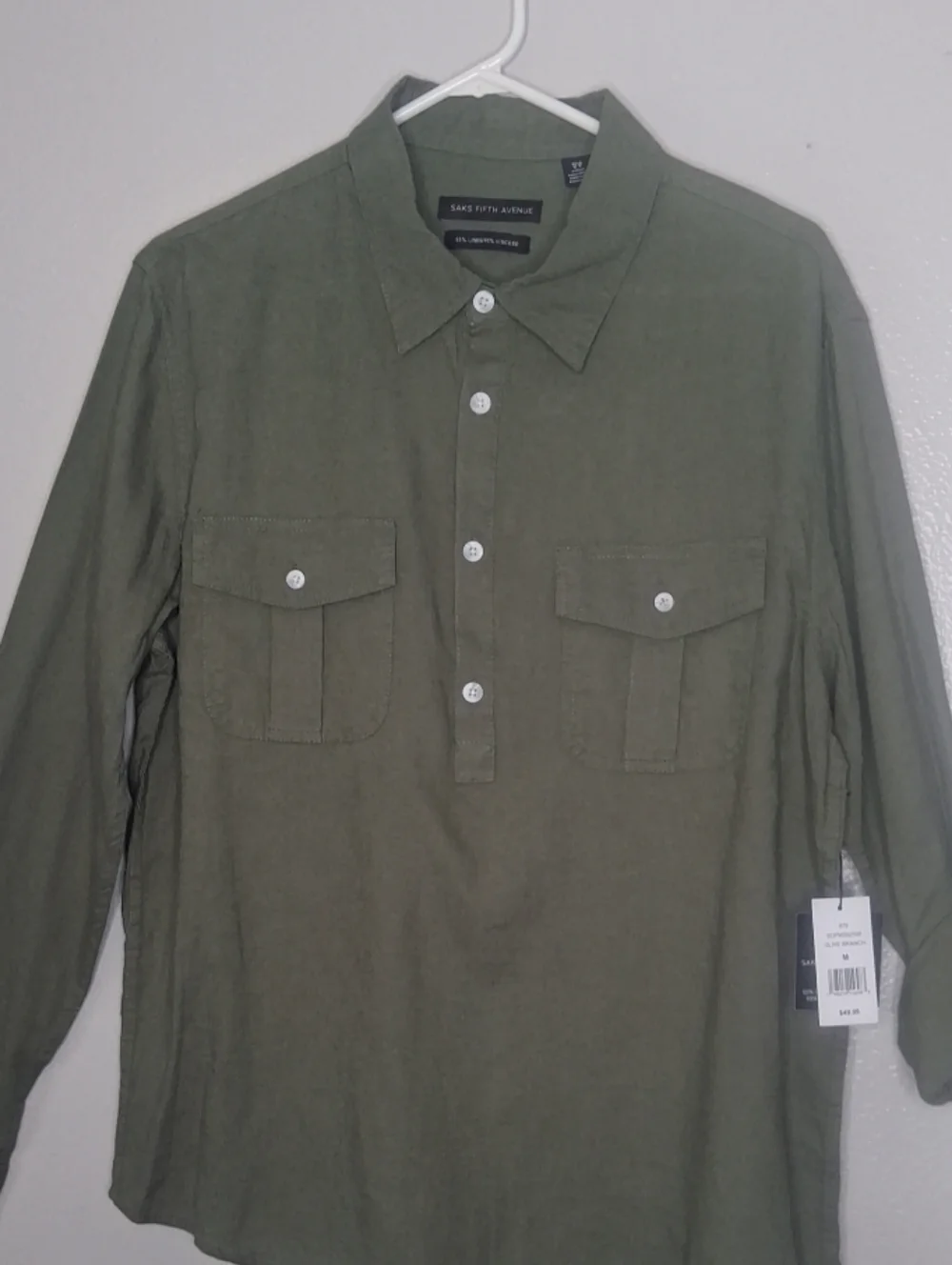 NWT Saks Fifth Avenue 3 Button  Pullover Shirt Men's  Roll Tab Sleeve Size M